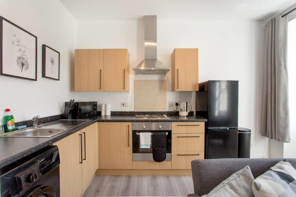 エディンバラModern & Bright 1 Bed For 4 Close To City Centre!アパートメント エクステリア 写真