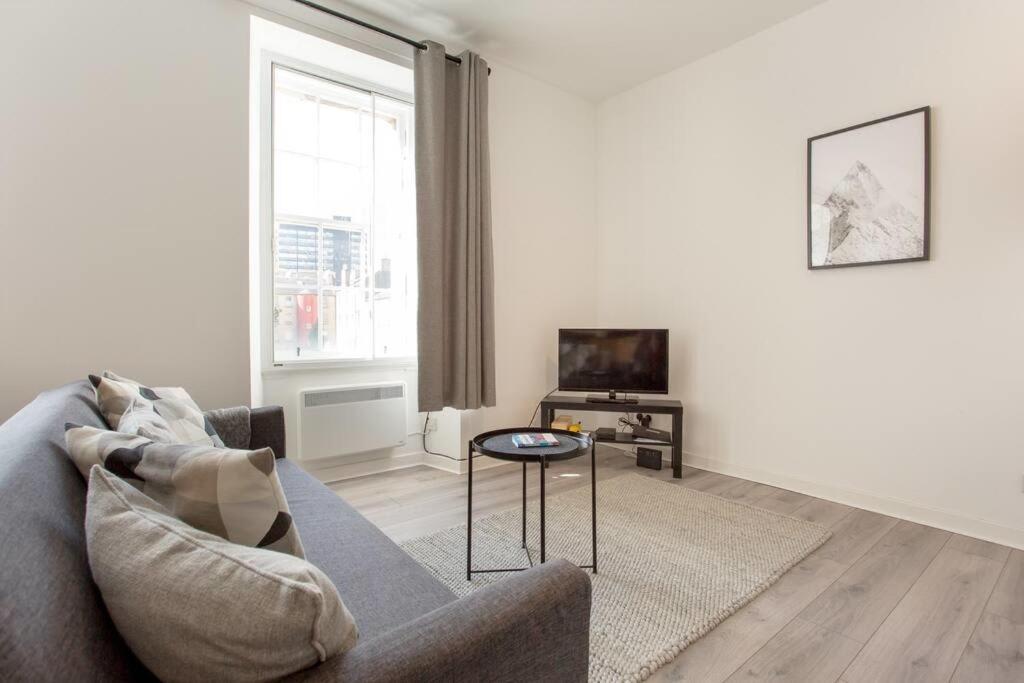 エディンバラModern & Bright 1 Bed For 4 Close To City Centre!アパートメント エクステリア 写真